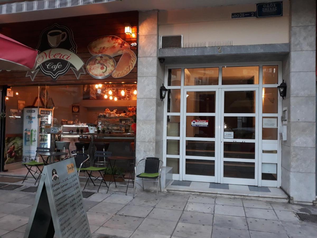 דירות אתונה Renovated Studio With Roof Garden Access, 15 M Walk To Acropolis מראה חיצוני תמונה